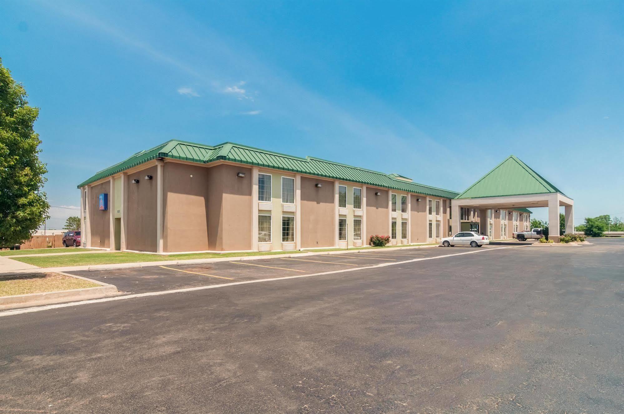 Studio 6 Oklahoma City Exterior photo